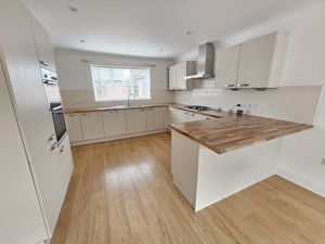 Photo 12- click for photo gallery